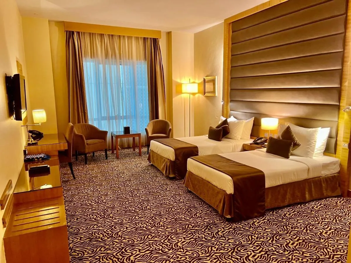 Copthorne Hotel Sharjah 4*,