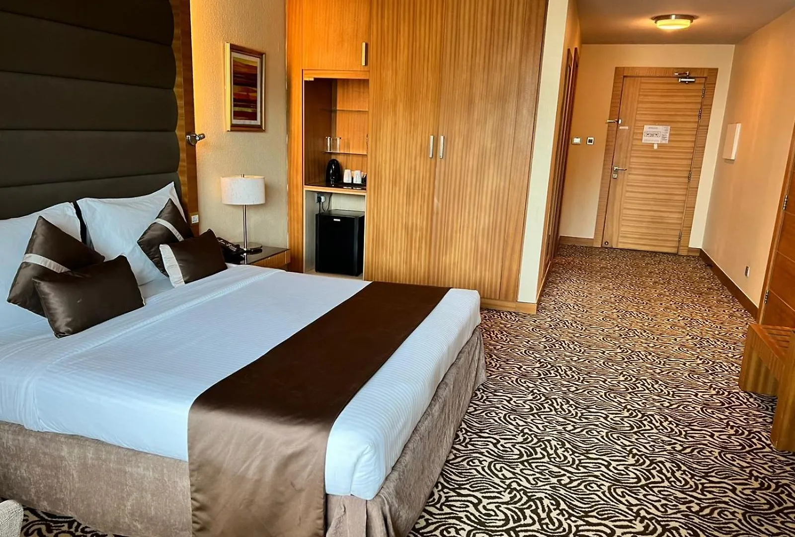 Copthorne Hotel Charjah 4*,
