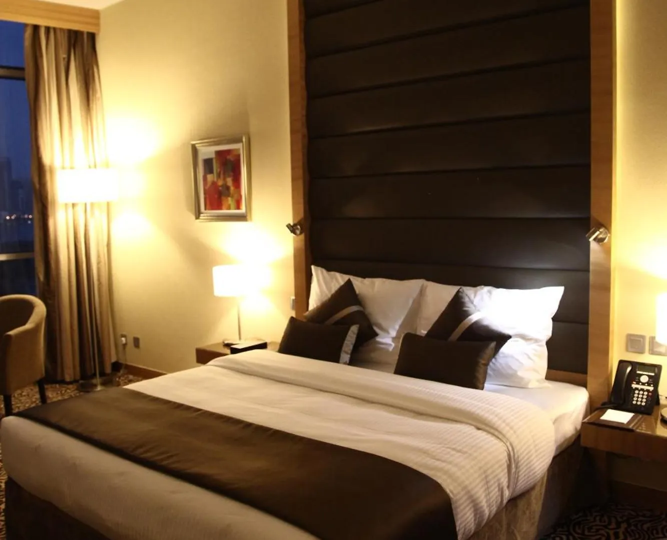 Copthorne Hotel Şarja